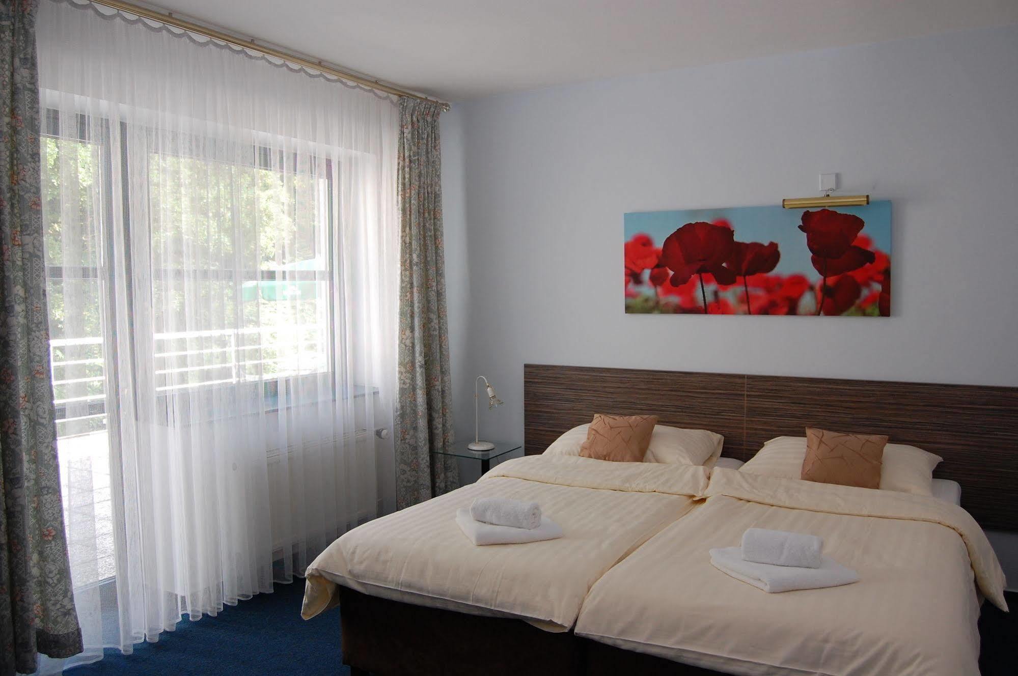 Interhotel America Пісек Екстер'єр фото
